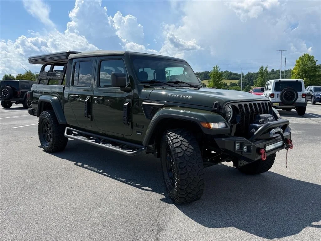 Used 2022 Green Jeep Willys image 8
