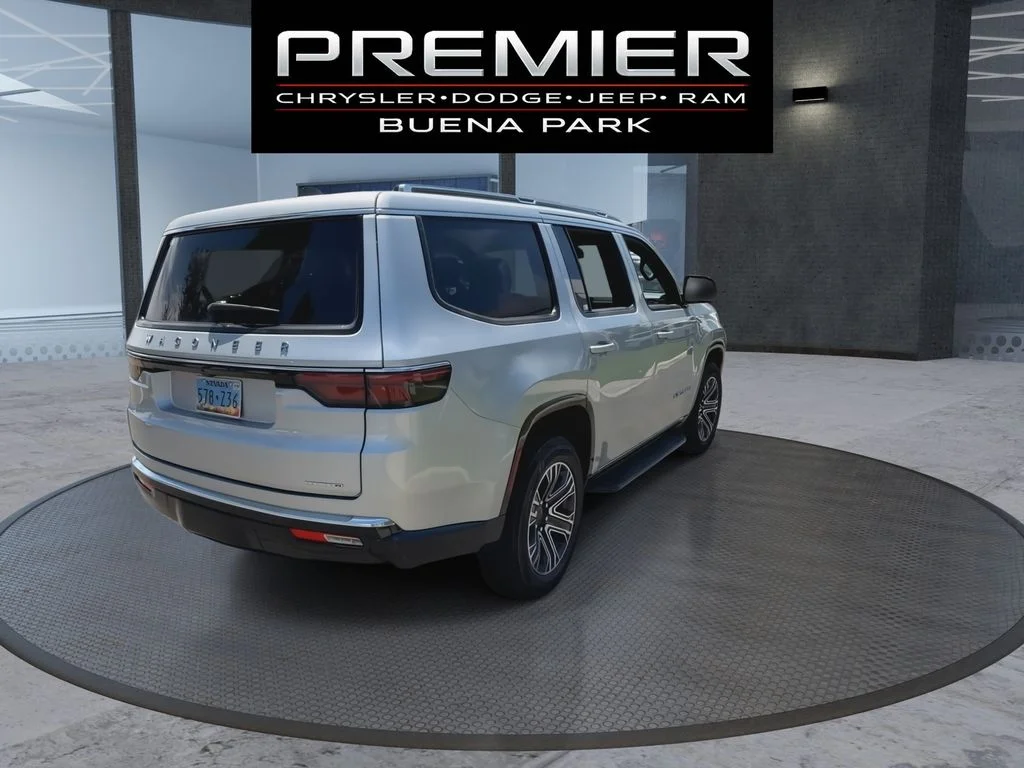 Used 2024 Silver Jeep Series II image 7