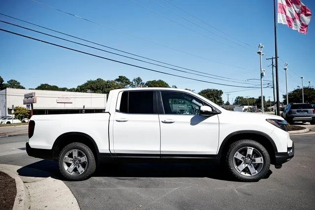 New 2026 Platinum White Pearl Honda RTL image 15