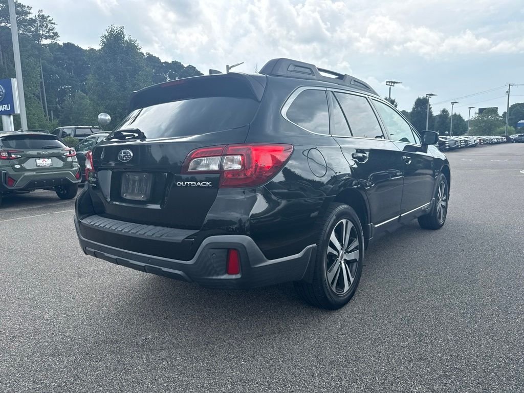 Used 2018 Black Subaru 2.5i image 5