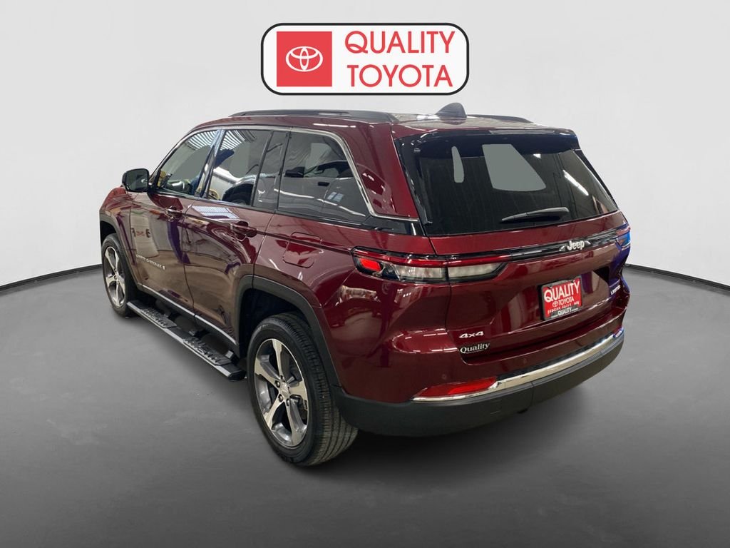 Used 2025 Red Jeep Limited image 4