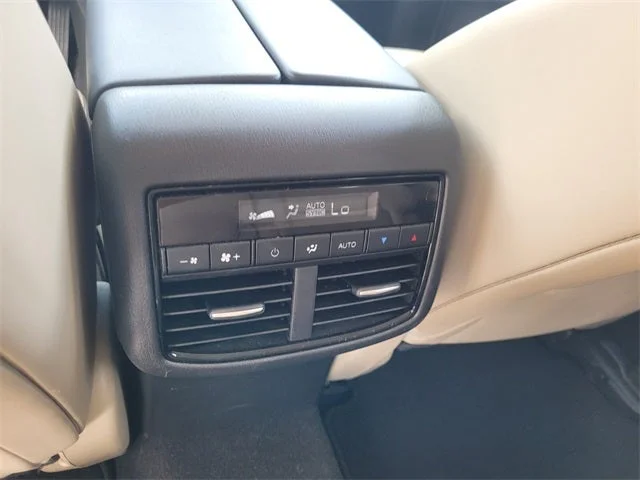 Used 2019 Snowflake White Pearl Mica Mazda Touring image 7