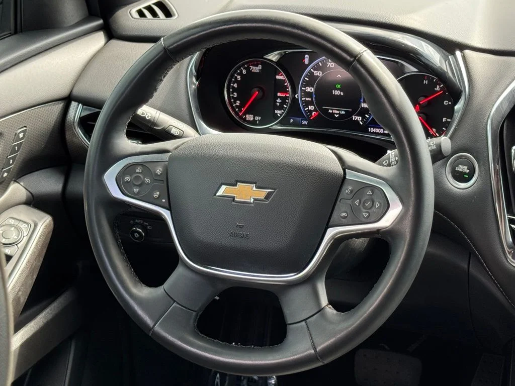 Used 2023 Gray Chevrolet Premier image 31