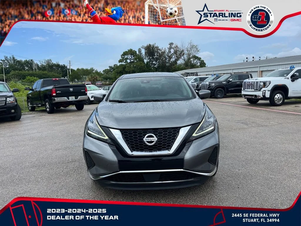 Used 2022 Gray Nissan S FWD image 3