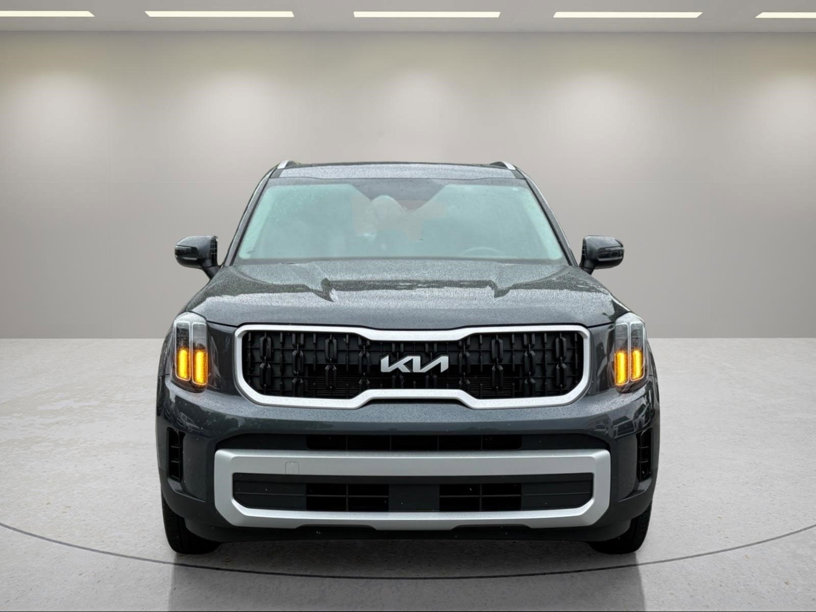 Used 2024 Gravity Gray Kia EX image 2