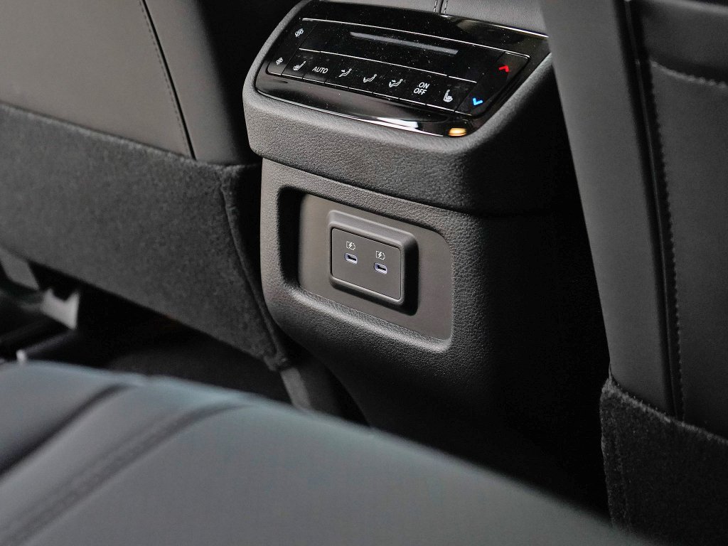 Used 2026 Mineral Black INFINITI LUXE image 30
