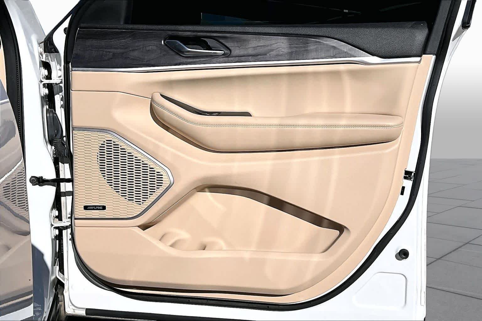 Used 2021 Bright White Clearcoat Jeep Limited image 23