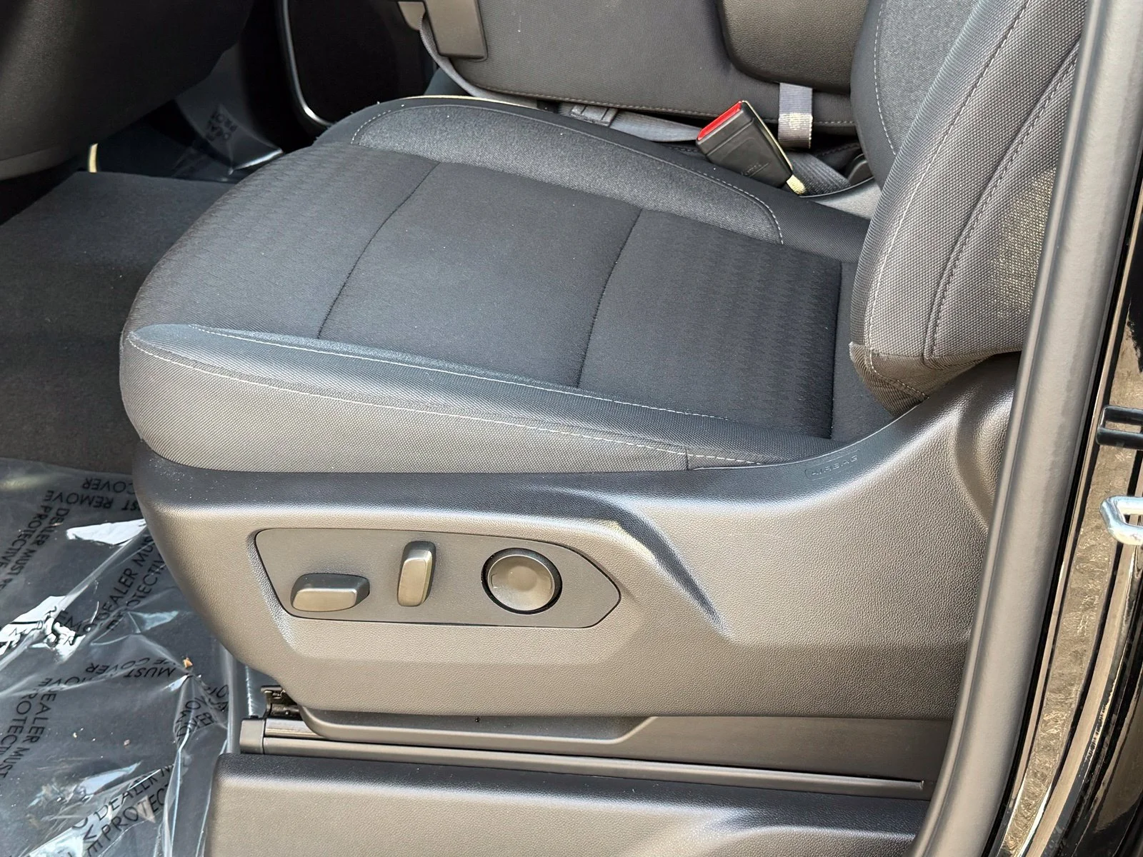 Used 2026 Black Chevrolet LT image 35
