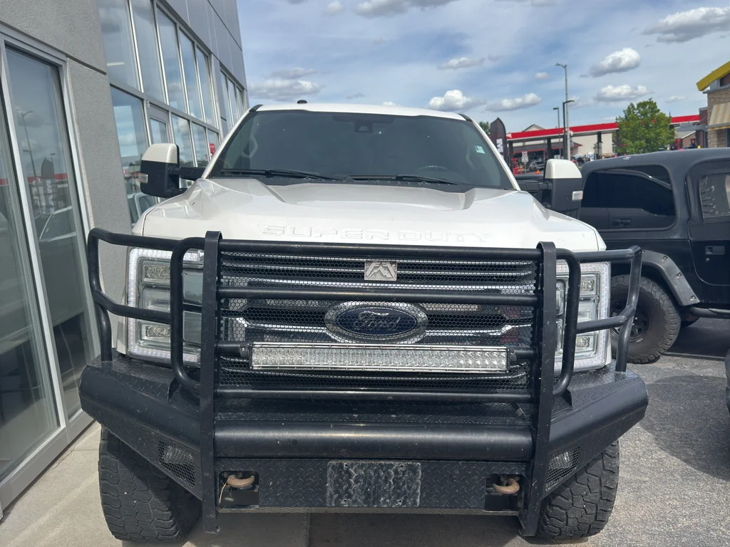 Used 2018 White Platinum Metallic Tri-Coat Ford LARIAT image 7