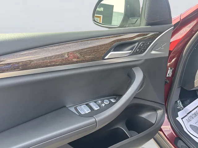 Certified Used 2022 Red BMW xDrive30i image 9