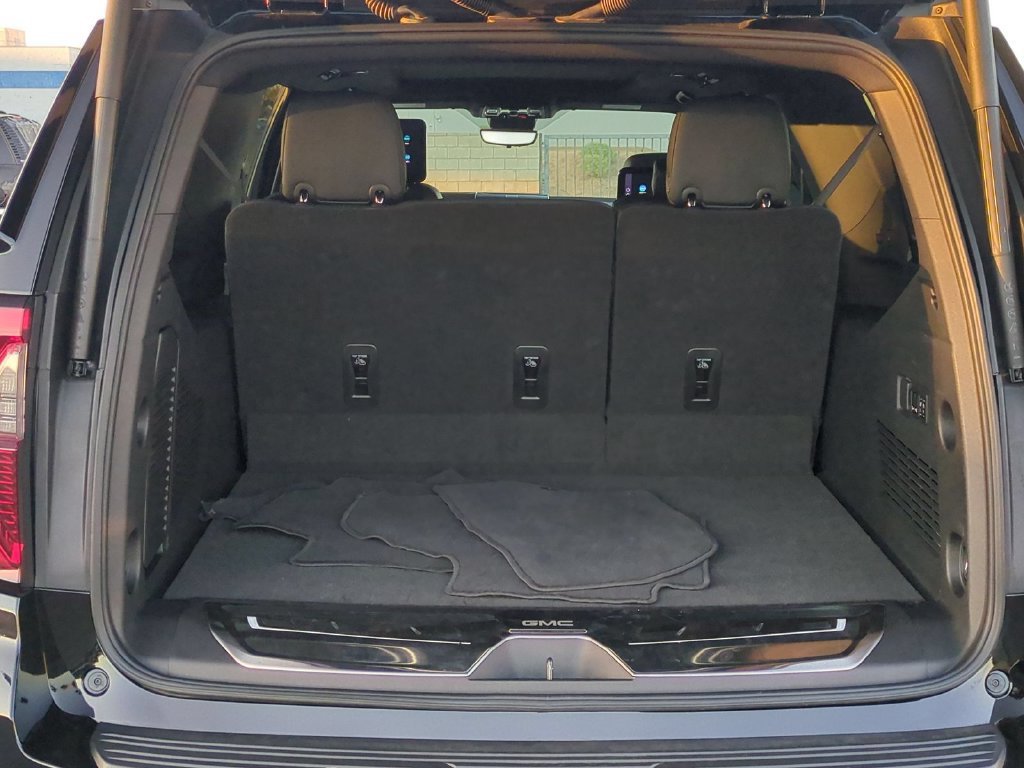2026 GMC Yukon XL AT4 - Photo 32