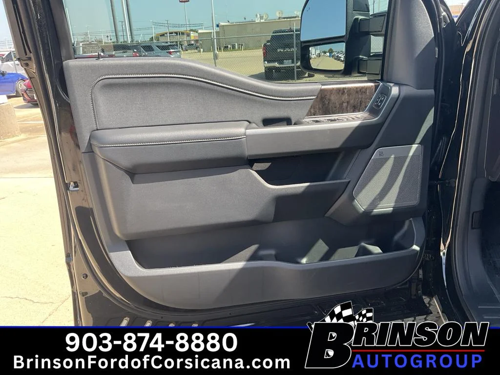 New 2026 Agate Black Metallic Ford F-250® Lariat® image 11