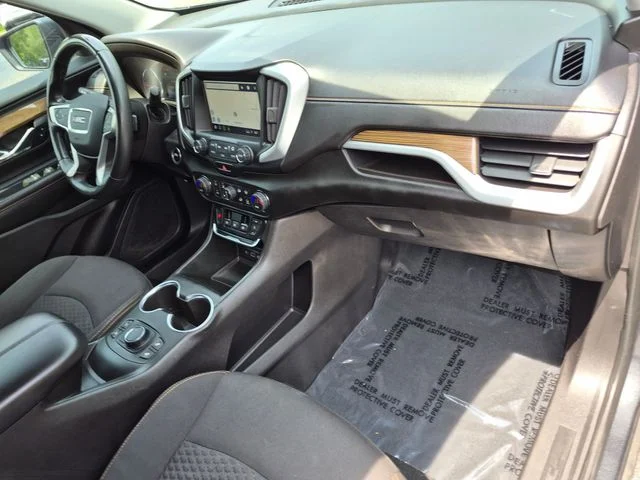 Used 2018  GMC SLE image 30