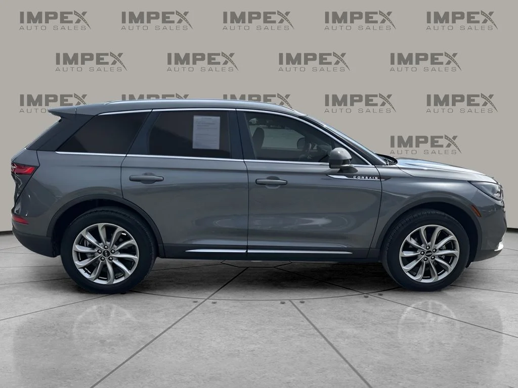 Used 2022 Gray Lincoln Standard image 6