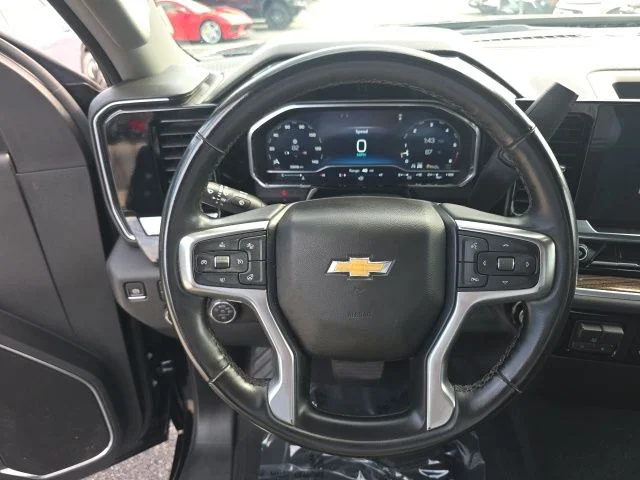 Used 2025 Black Chevrolet LT image 16