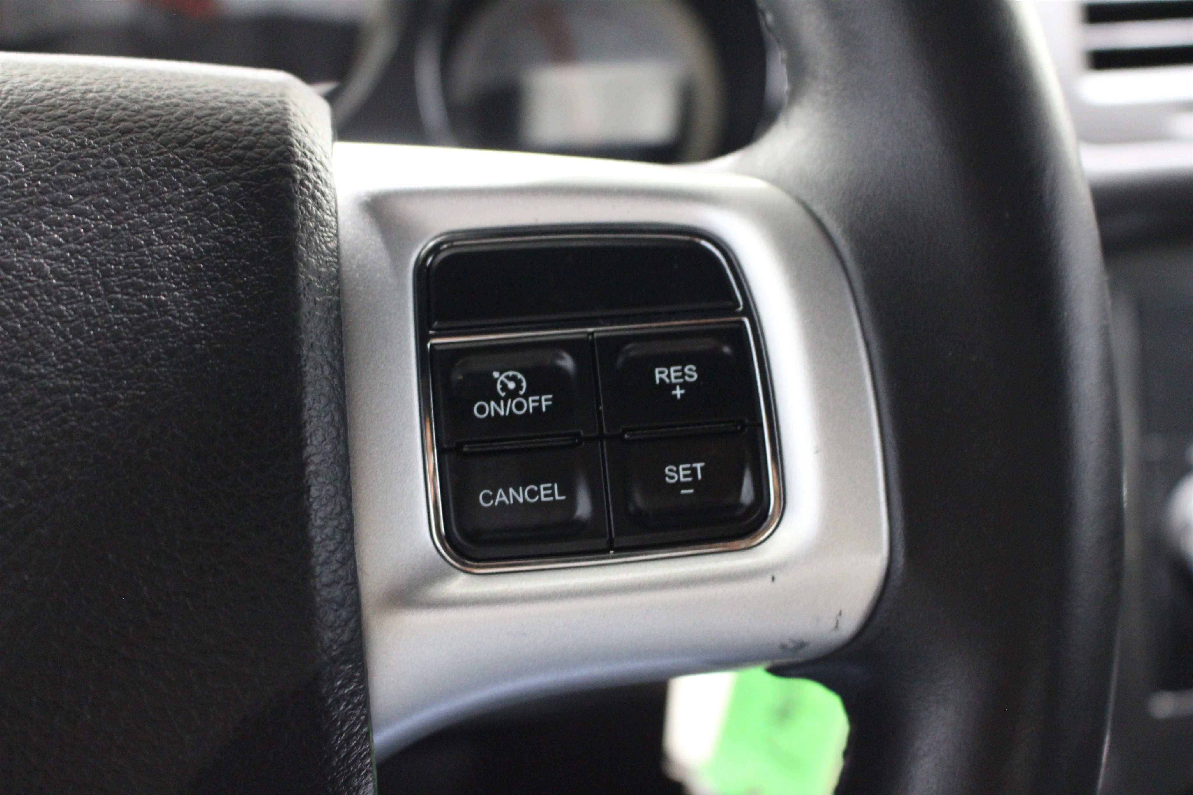 2014 Dodge Challenger SXT - Photo 12