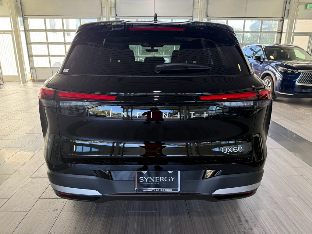 New 2027 BLACK OBSIDIAN INFINITI Pure FWD image 6