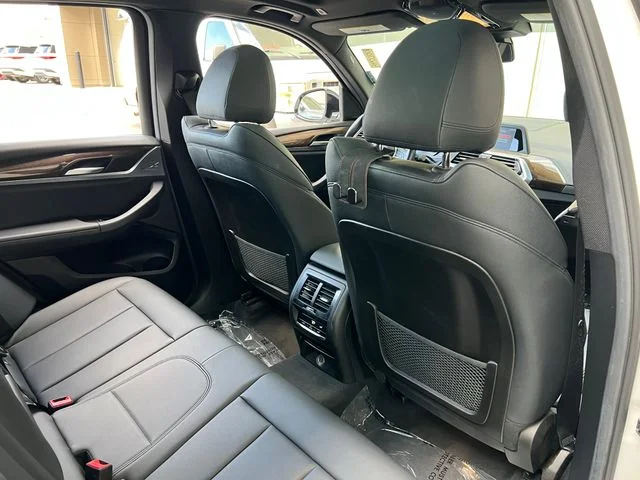 Used 2019 Alpine White BMW sDrive30i image 51