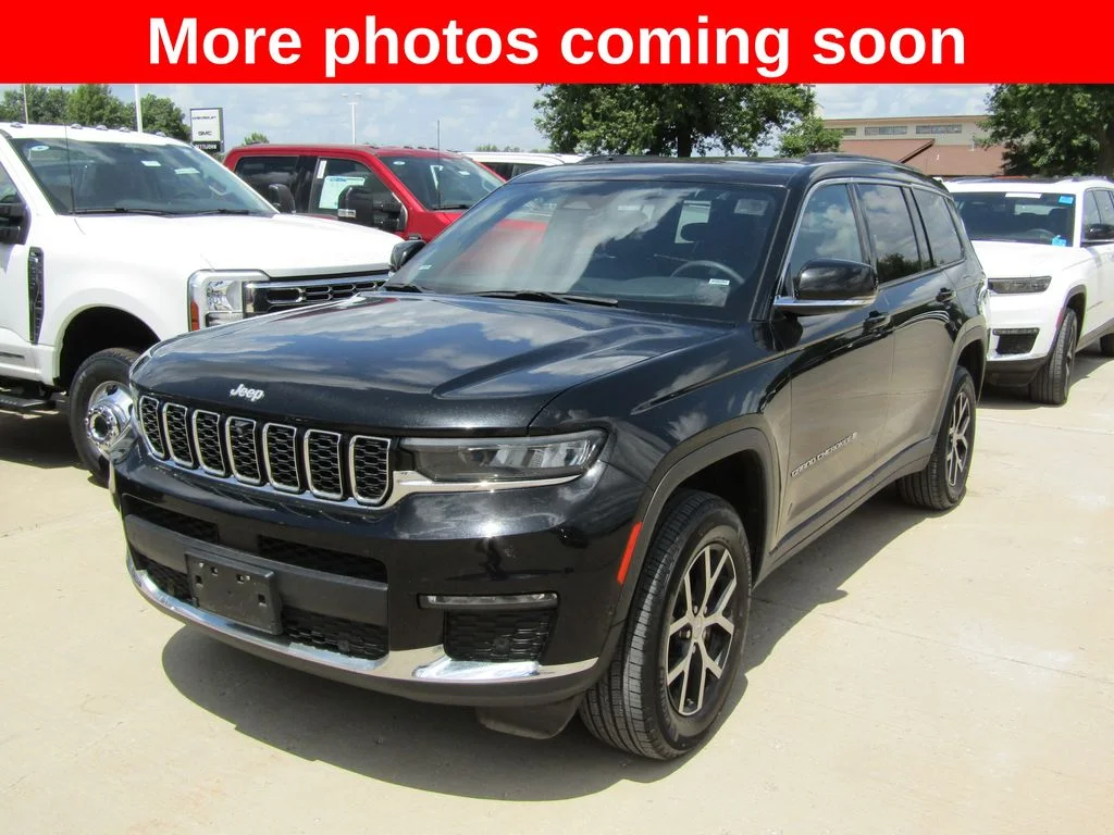 Used 2024 Black Jeep Limited image 1