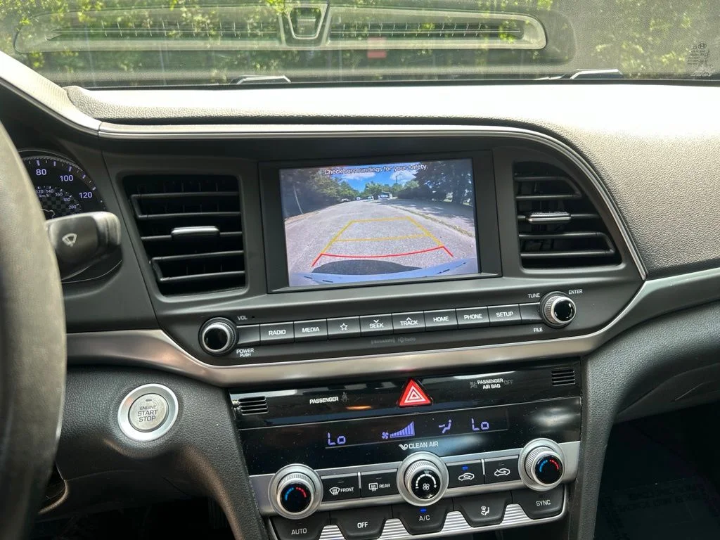 Used 2020 White Hyundai Value Edition image 18