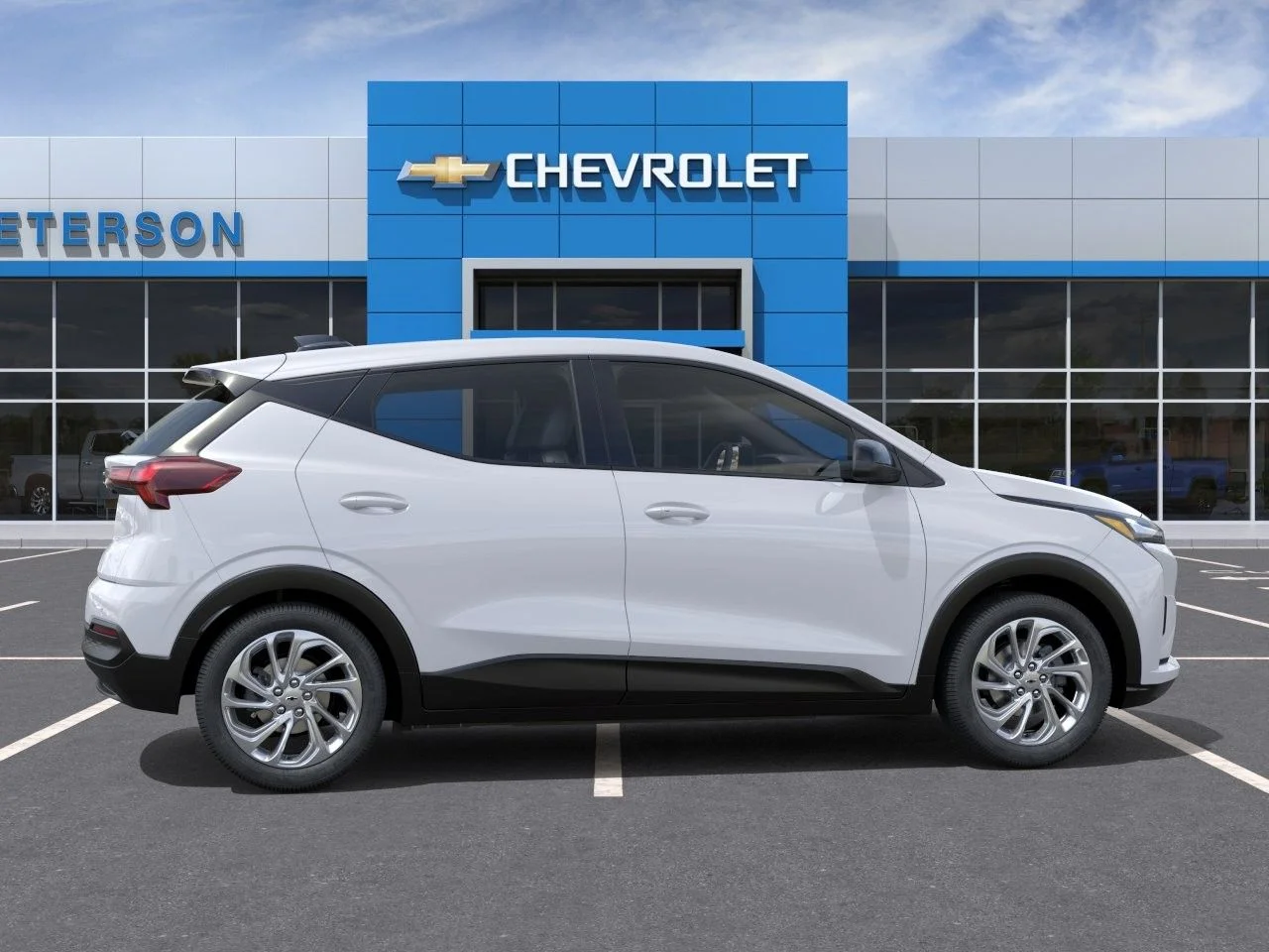 New 2027 White Chevrolet LT image 4