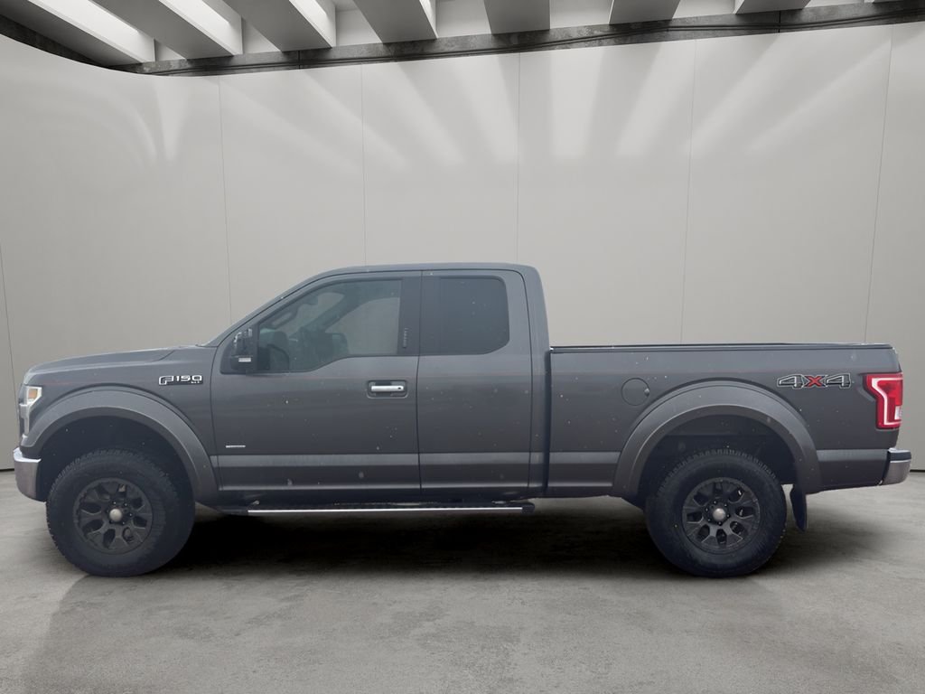 Used 2015 Gray Ford XLT image 2