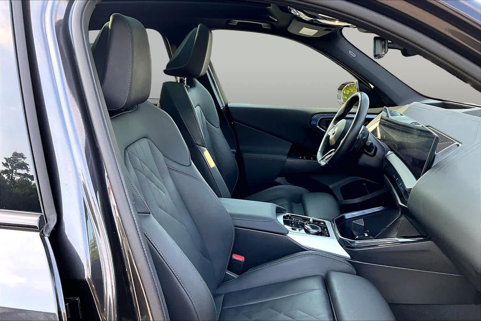Used 2025 Dark Graphite Metallic BMW 30 xDrive image 8