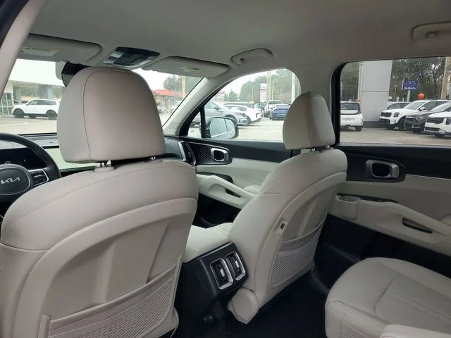 2025 Kia Sorento EX Hybrid - Photo 24