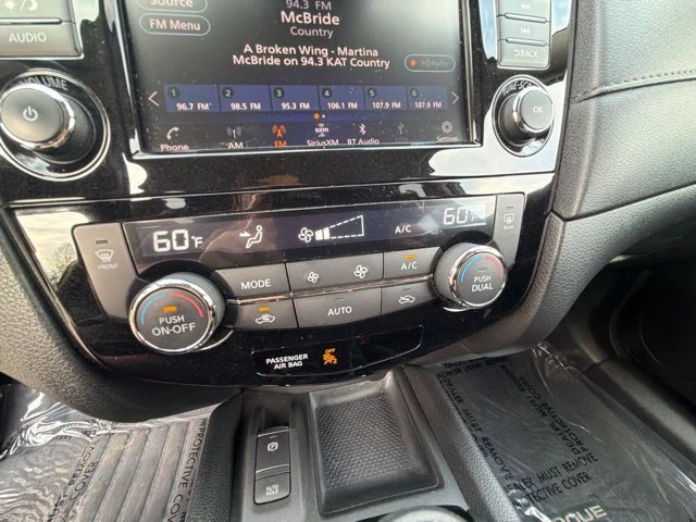Used 2019 Gray Nissan SV image 26