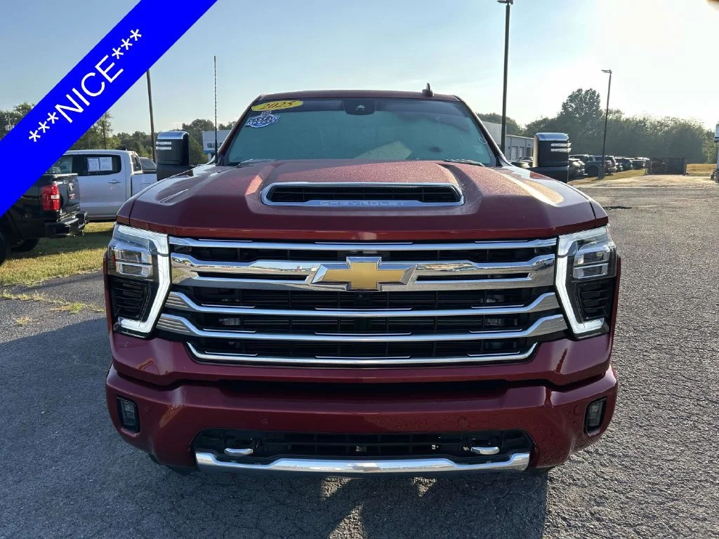 Used 2025 Radiant Red Tintcoat Chevrolet High Country image 9