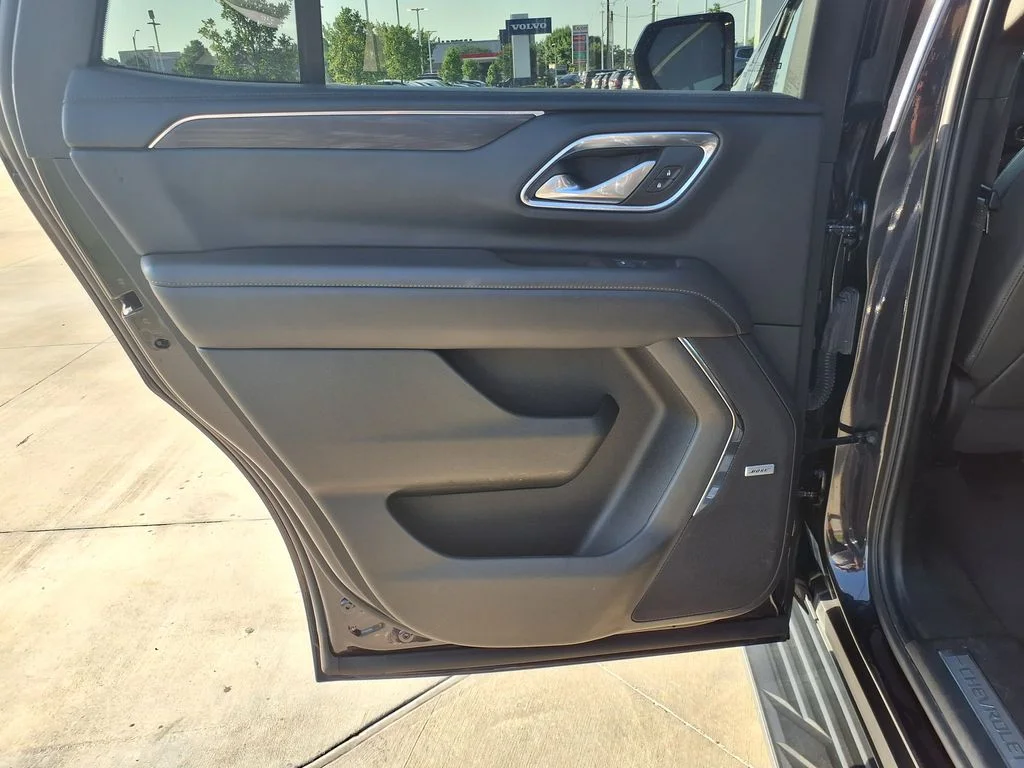 Used 2024 Gray Chevrolet LT image 18