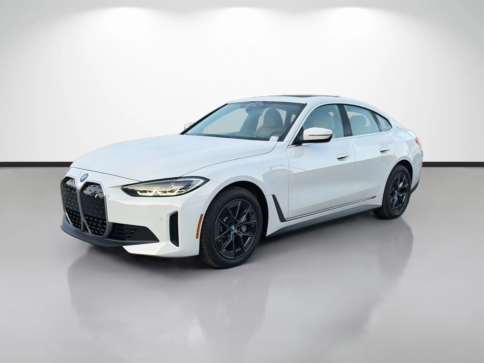 Used 2024 Alpine White BMW eDrive35 image 7