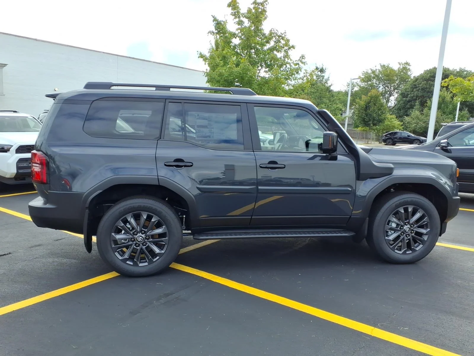 New 2027 Underground 1l7 Toyota 4WD image 8