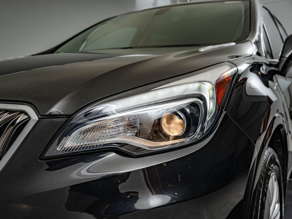 Used 2017 Ebony Twilight Metallic Buick Preferred image 13