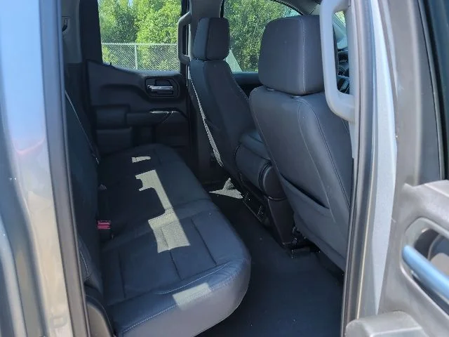 Used 2023 Gray Chevrolet Custom image 9