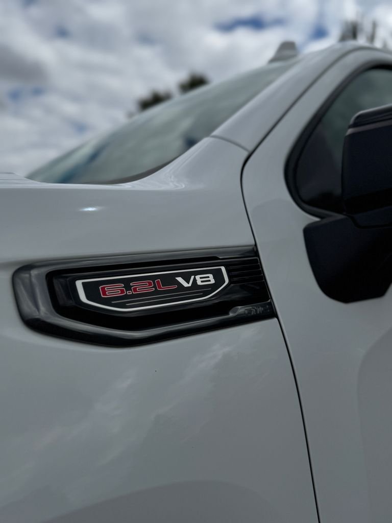 Used 2022 Summit White GMC AT4 image 47