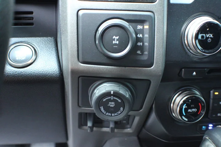 Used 2018  Ford Raptor image 16