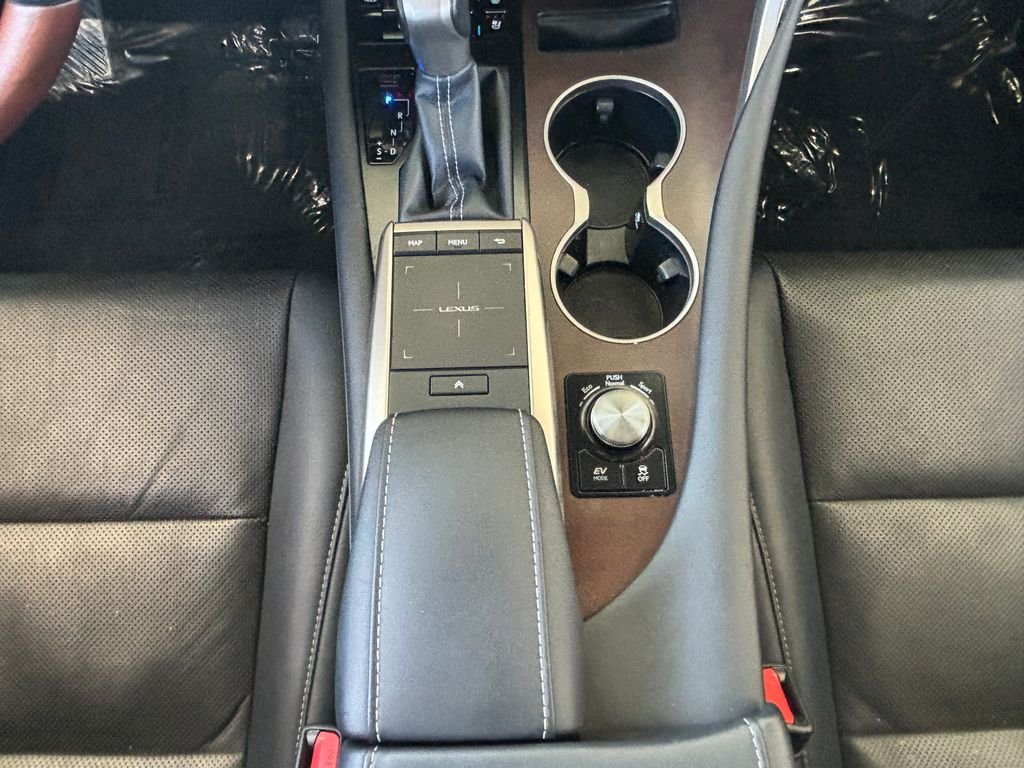 Used 2021 White Pearl Lexus 450h image 17