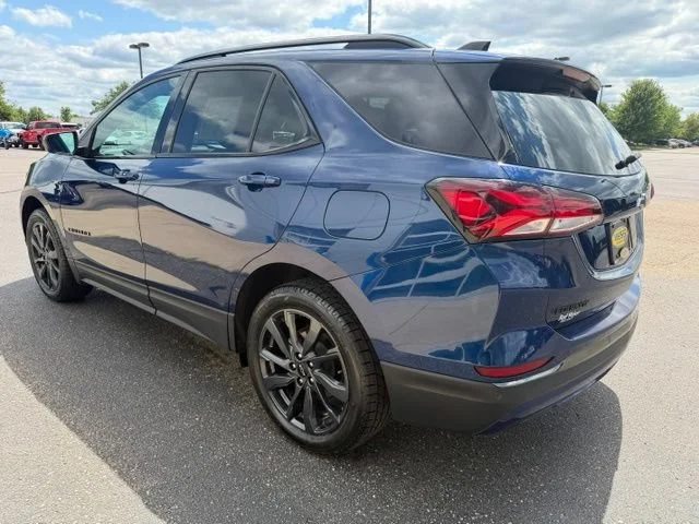 Used 2022 Blue Glow Metallic Chevrolet RS image 5