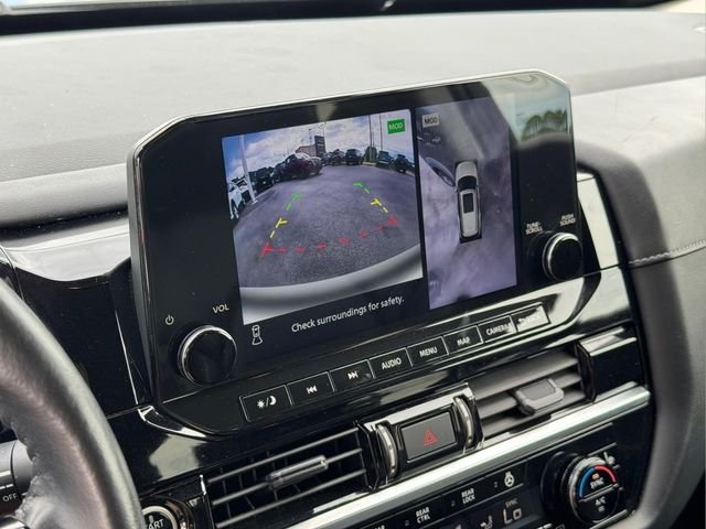 Used 2023 Black Nissan SL image 30