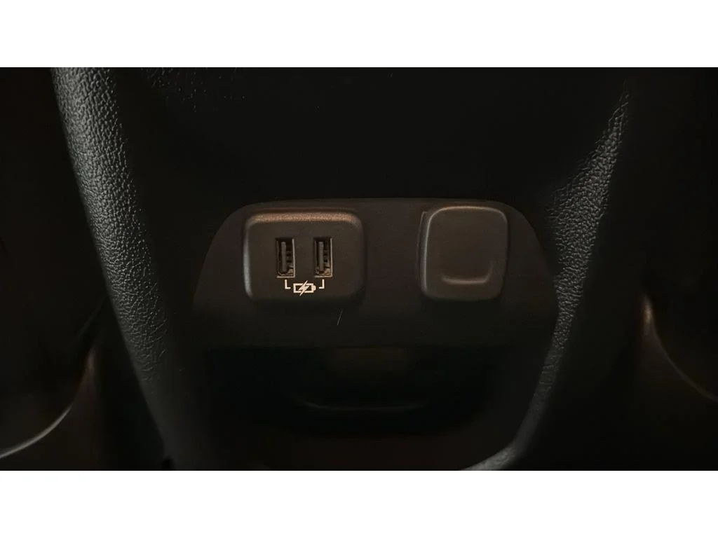 Used 2020 Summit White Chevrolet LT image 33