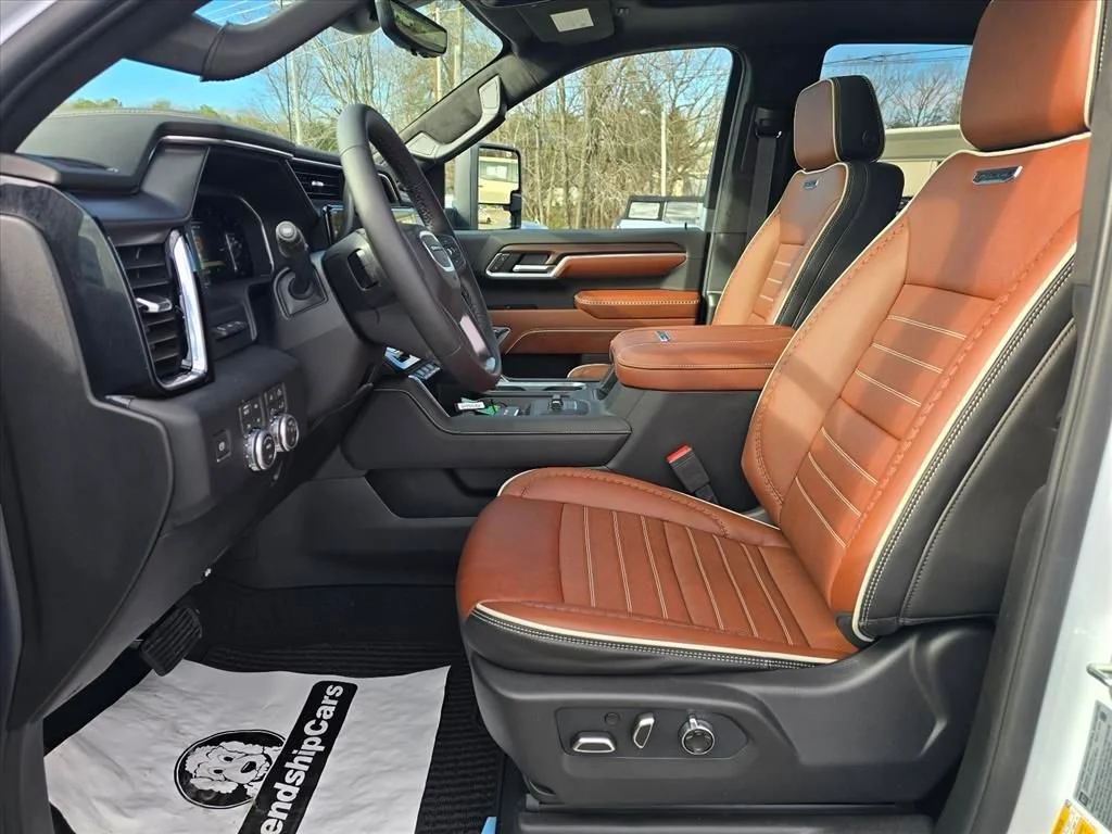 New 2026 Glacier White Tricoat GMC Denali Ultimate image 9
