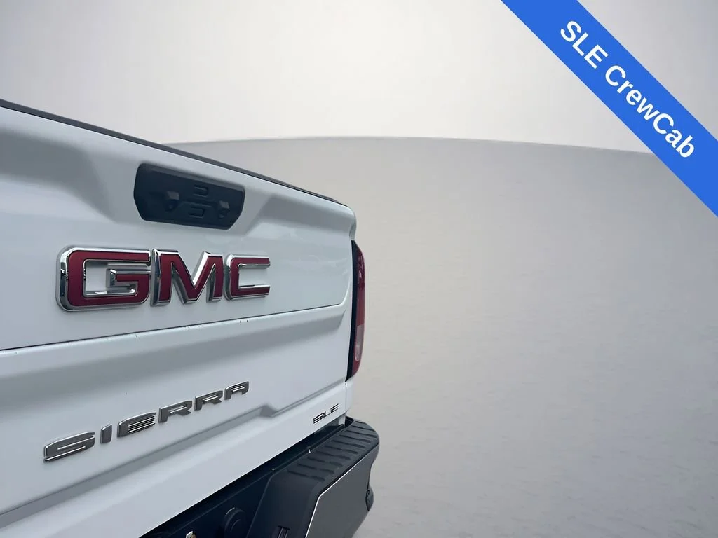 Used 2023 Summit White GMC SLE image 36
