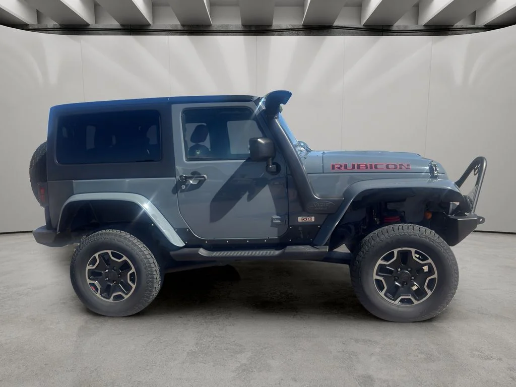 Used 2013  Jeep Rubicon 10th Anniversary image 12