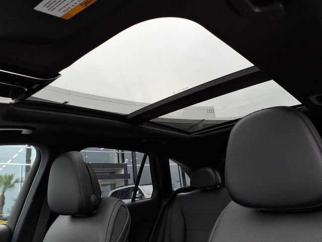 New 2026 Black Mercedes-Benz GLC 300 image 15