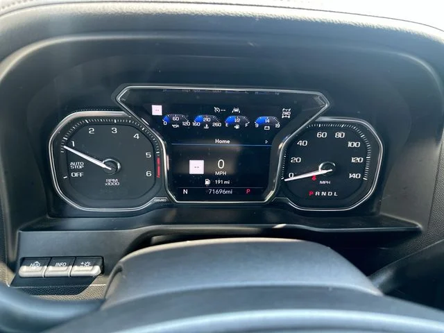 Used 2021 Red GMC Denali image 11