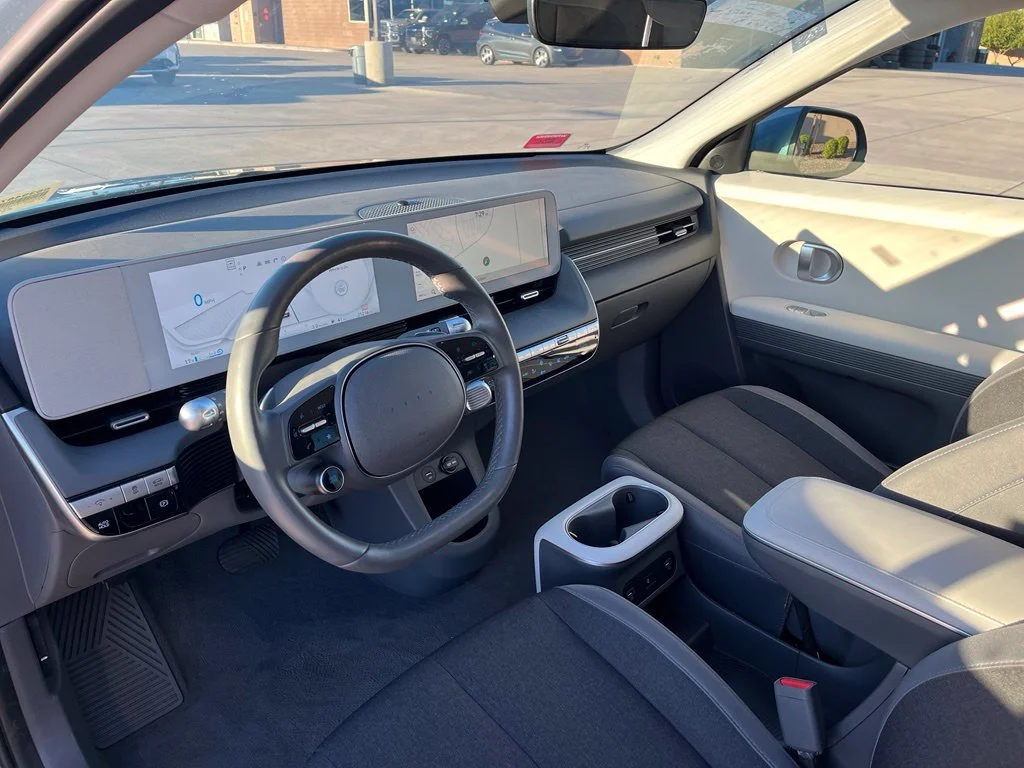 Certified Used 2024 Blue Hyundai SEL image 12
