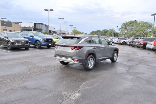 Used 2026 Gray Hyundai SE image 7