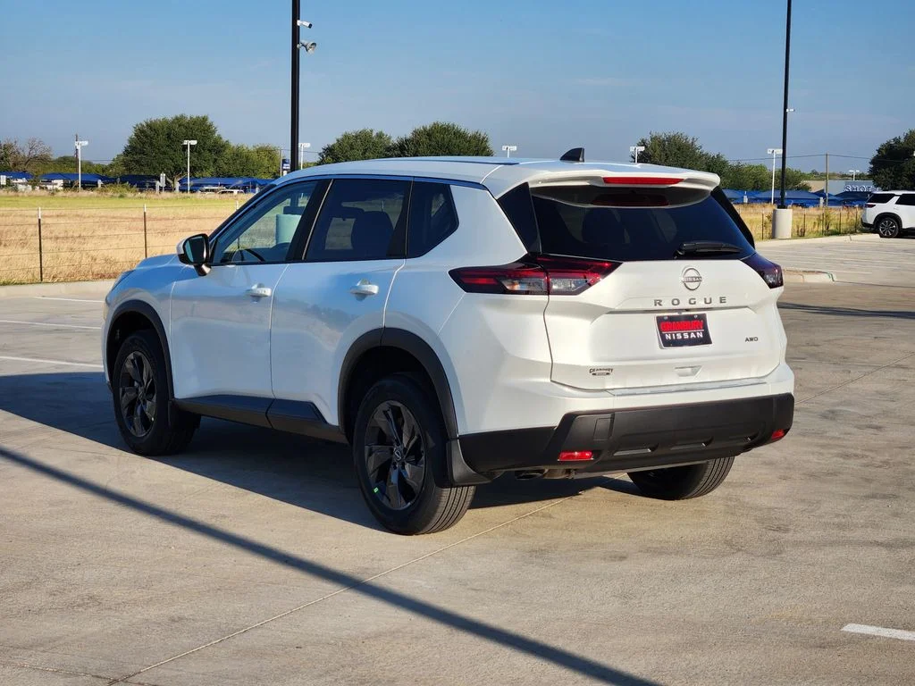 New 2026 Everest White Pearl TriCoat Nissan SV image 4