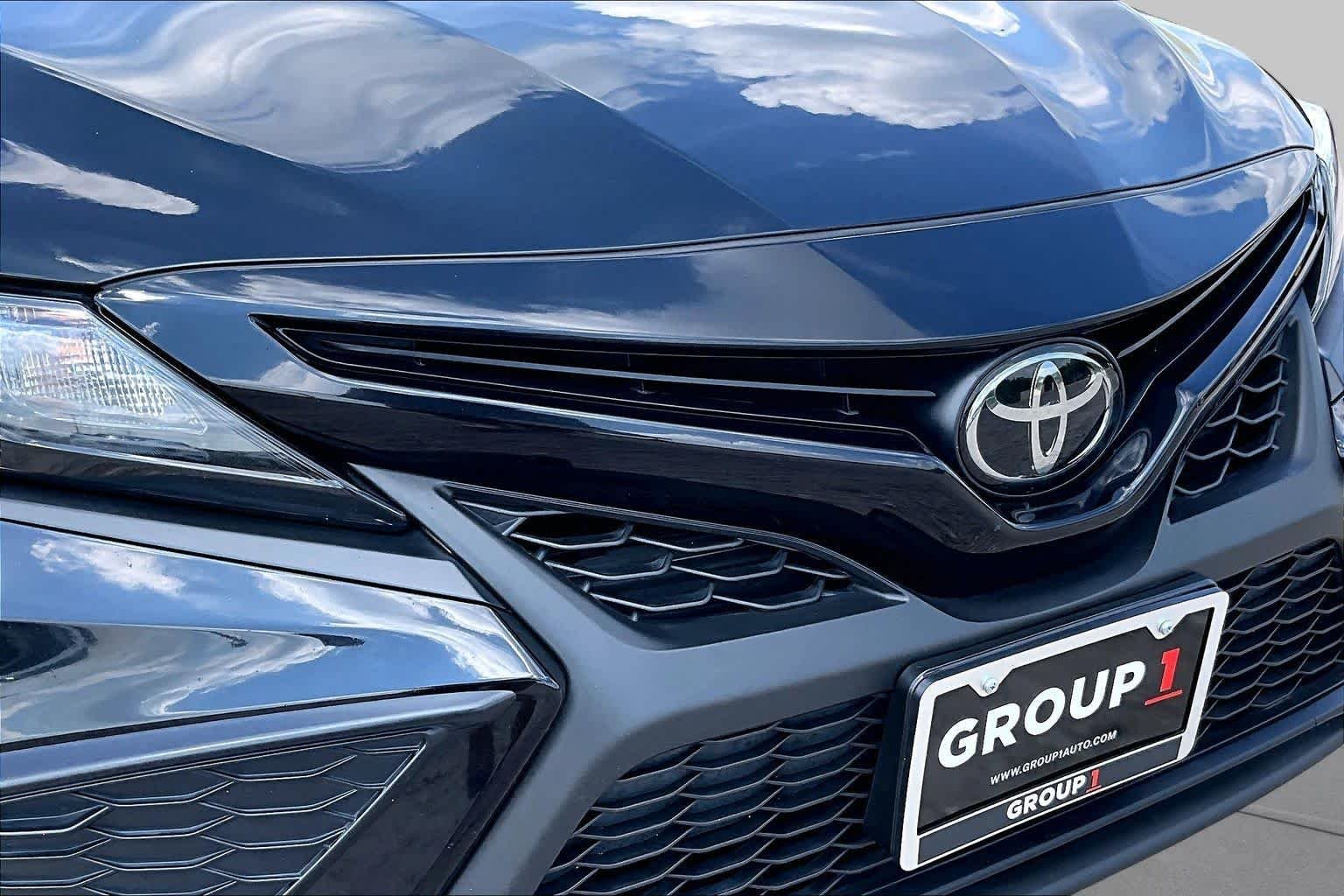 Used 2023 Midnight Black Metallic Toyota SE image 28